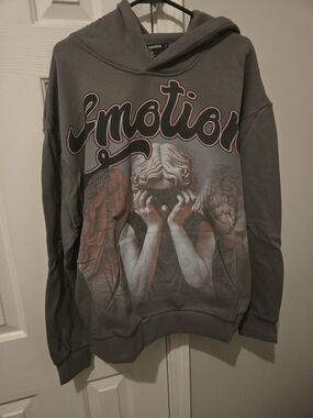 Emotion Graphic Hoodie - Gray